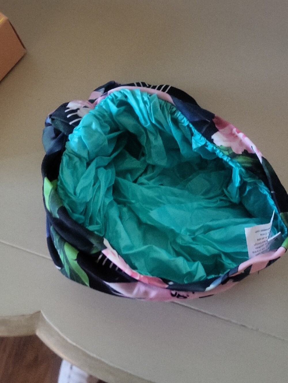 Louvelle Chic Turban Style Shower Cap - Peach & Pink Tropical - Picture 3 of 5